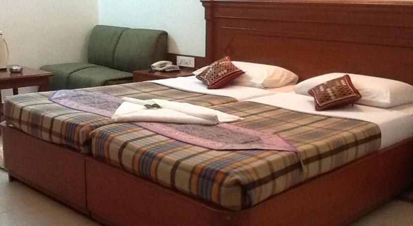 Hotel Kanishka Phg Bangalore Eksteriør billede