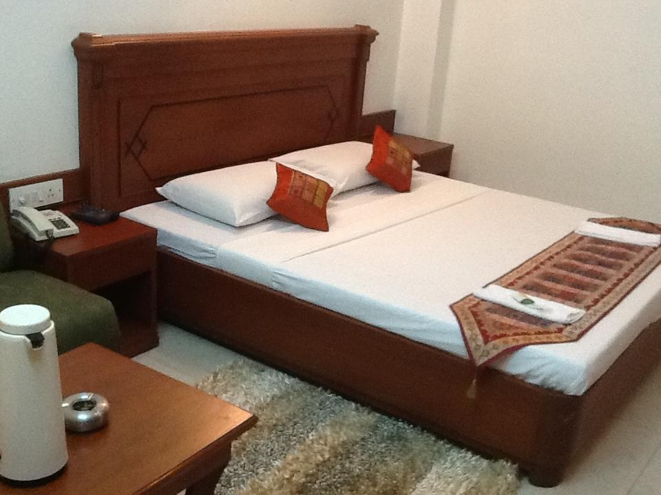 Hotel Kanishka Phg Bangalore Værelse billede